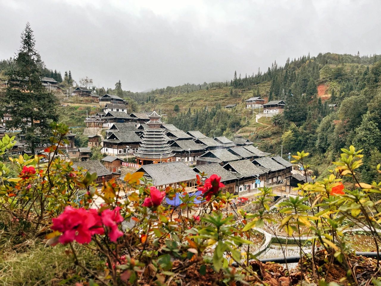 “B&U 陪伴计划”走进贵州——hth定向结对帮扶，让爱心传递