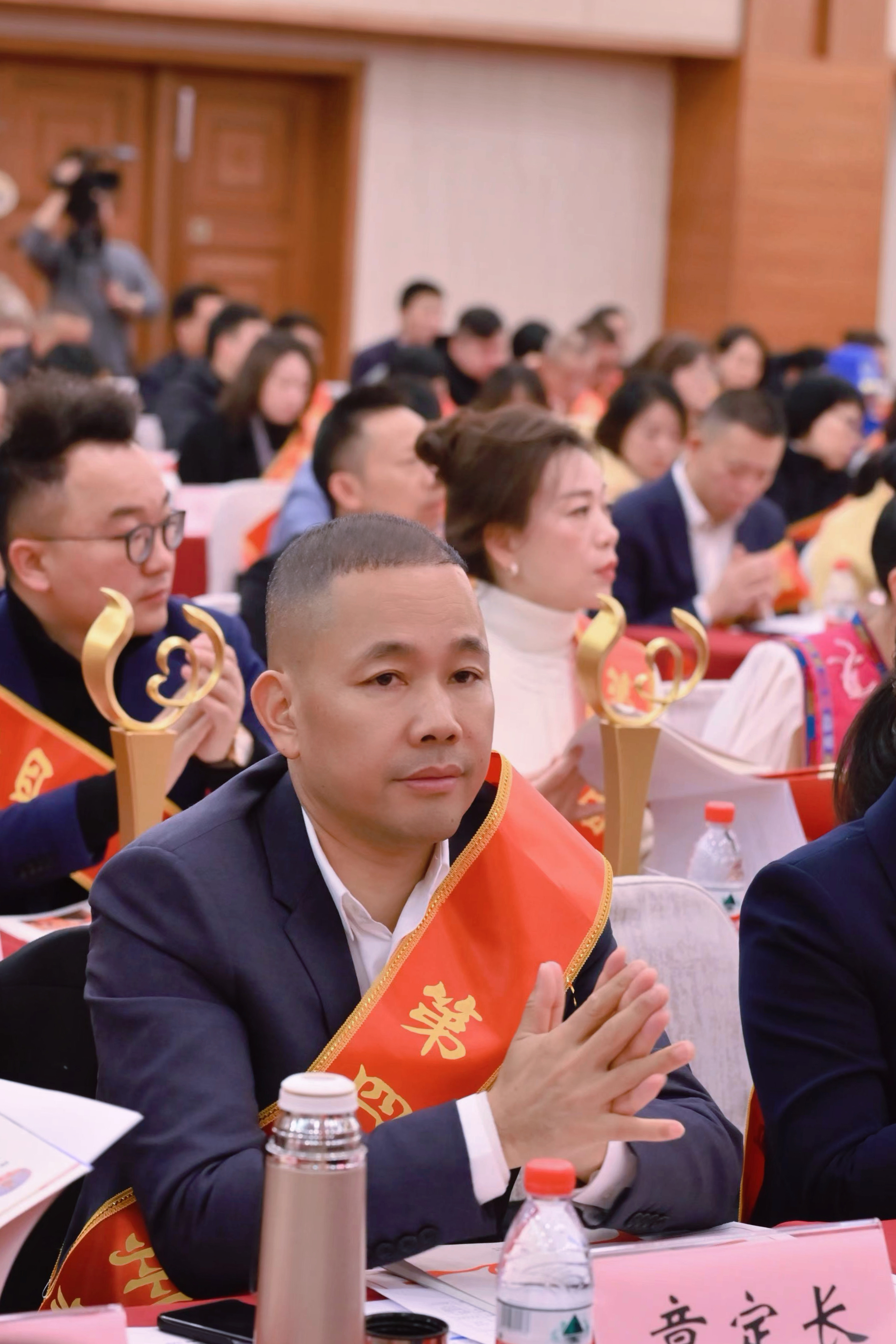 第四届“温州慈善奖”获奖名单公布！hth官网入口董事长章定长荣获表彰